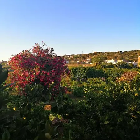בית נופש A Casa Di Sutta