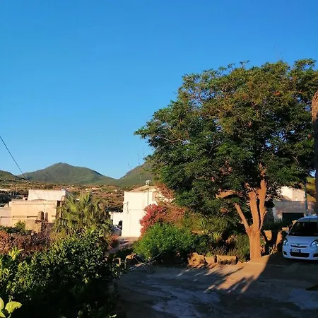 בית נופש A Casa Di Sutta *